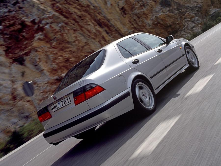 Saab 9-5 Sport Package Sedan 1999 года  (фото 5 из 5)